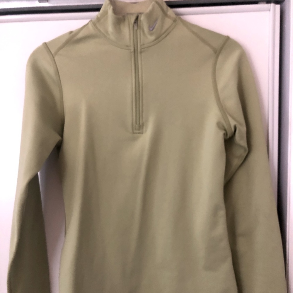 Nike quarter zip pull over